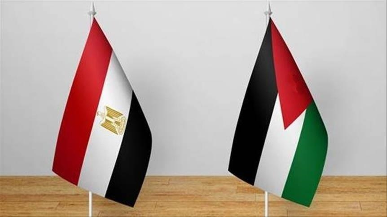 قيادي بحركة فتح يثني على دور مصر التاريخي في دعم القضية الفلسطينية